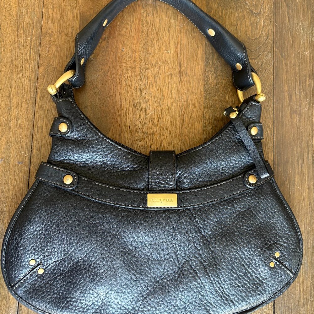 Coccinelle Black Leather Shoulder Bag – Unused Italian Luxury - Picture 5 of 12
